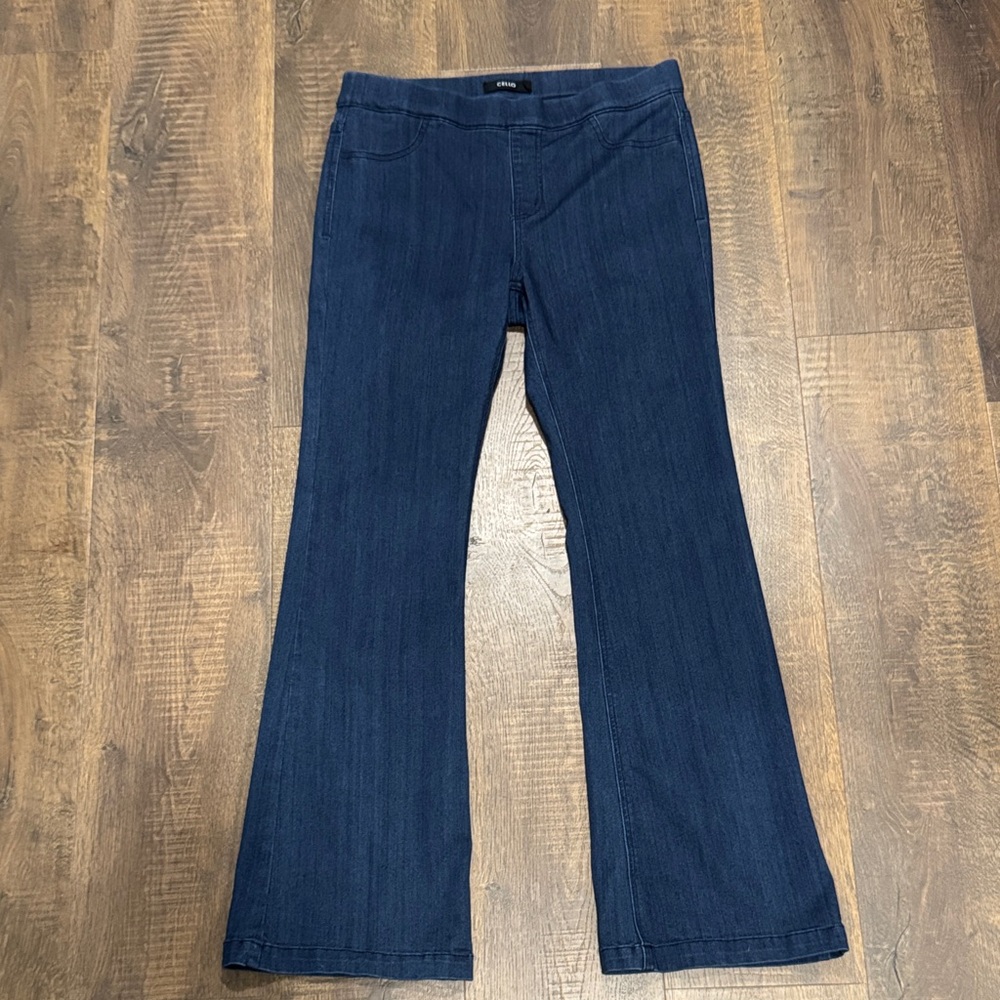 Cello Stretchy Flare Jeans
